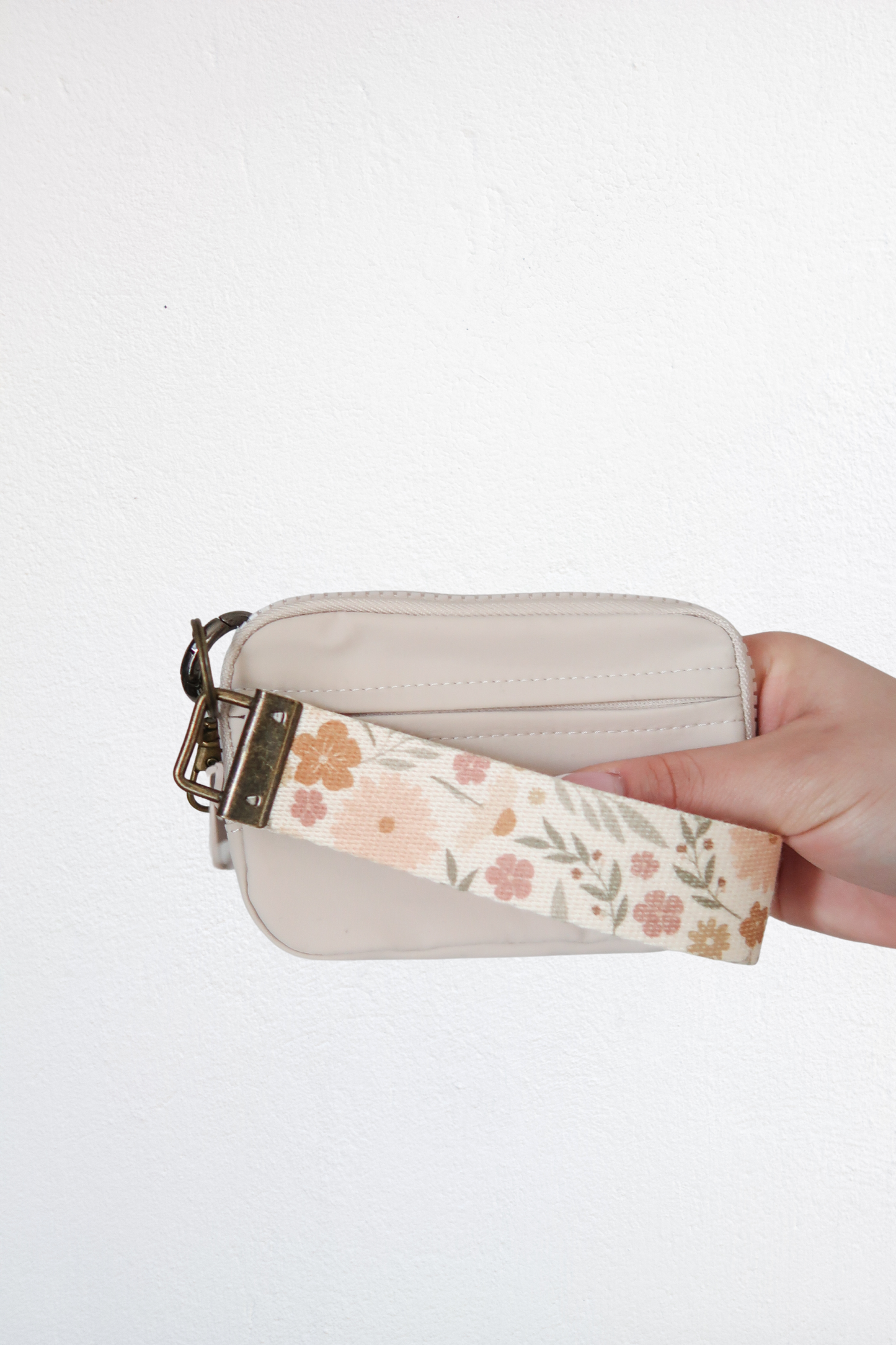 Keychain Wallet with Wrist Lanyard, Compact Card Holder