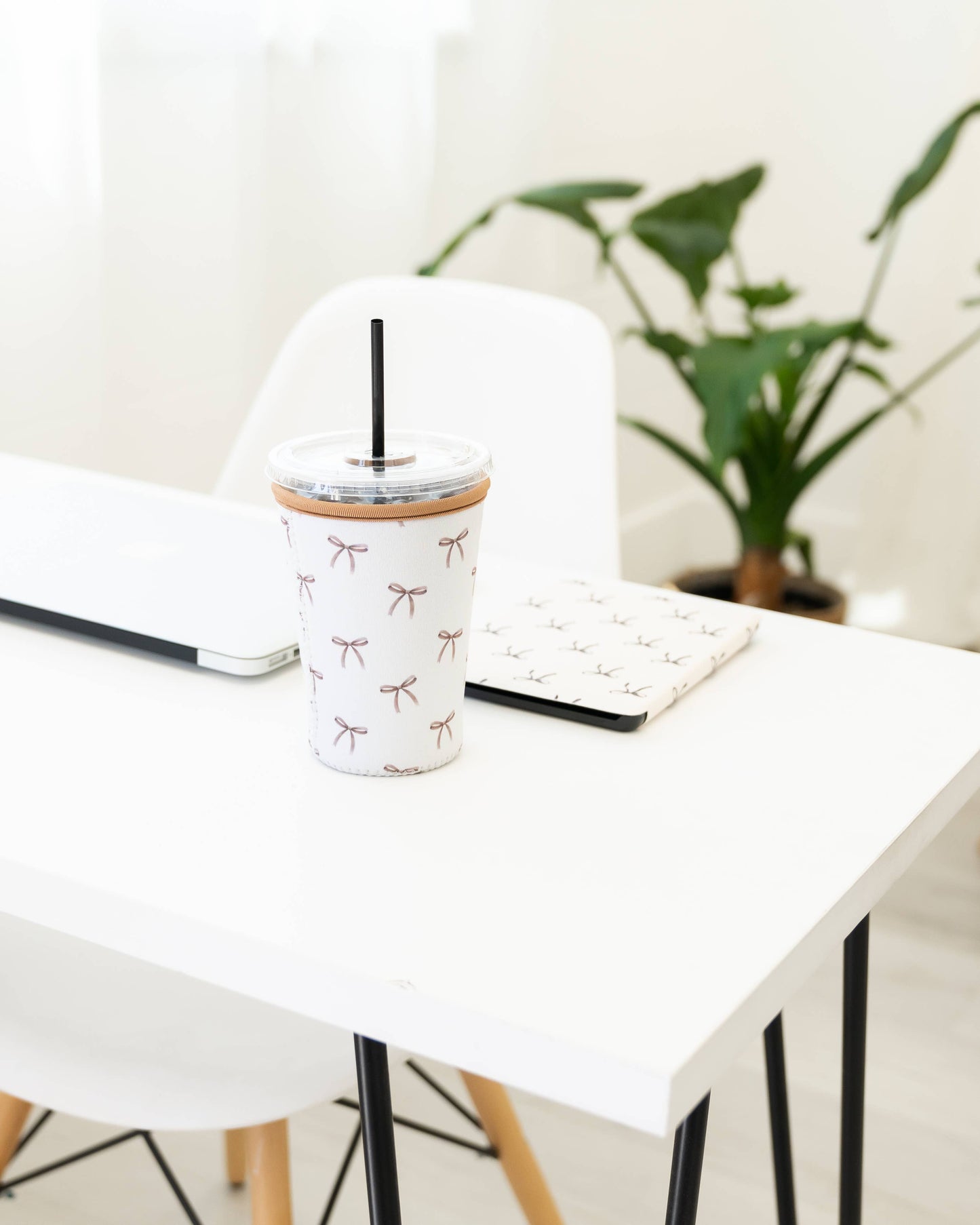 Iced Coffee Drink Sleeve, Beverage Cup Sleeve: #12 cactus cowgirl