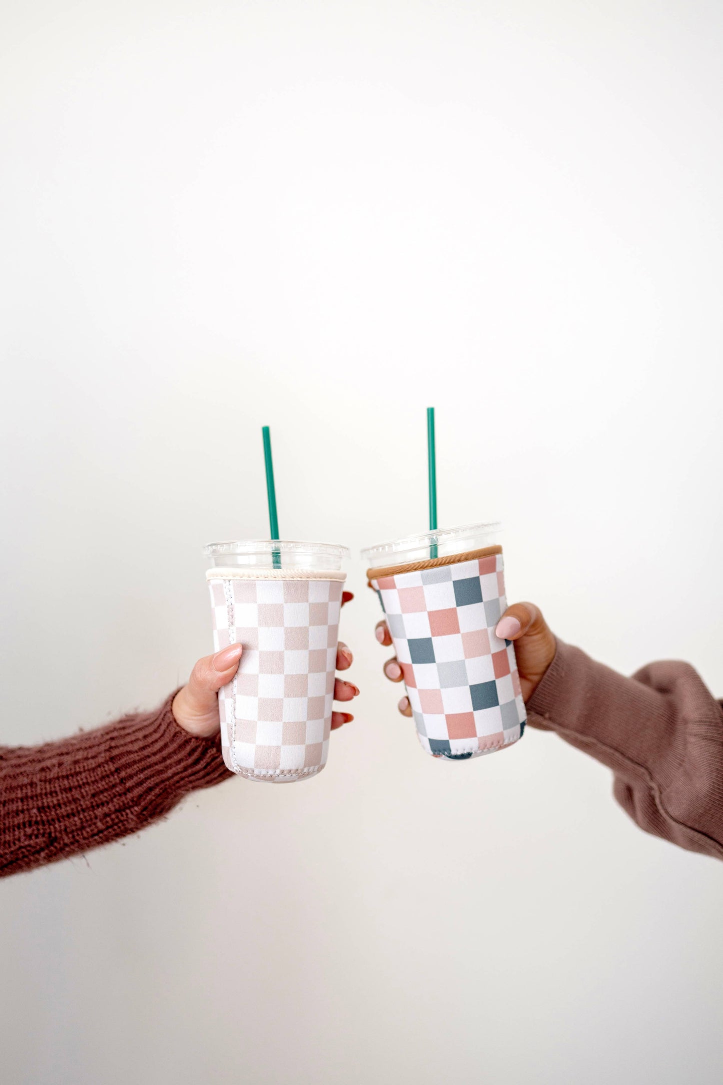 Iced Coffee Drink Sleeve, Beverage Cup Sleeve: #4 black bow